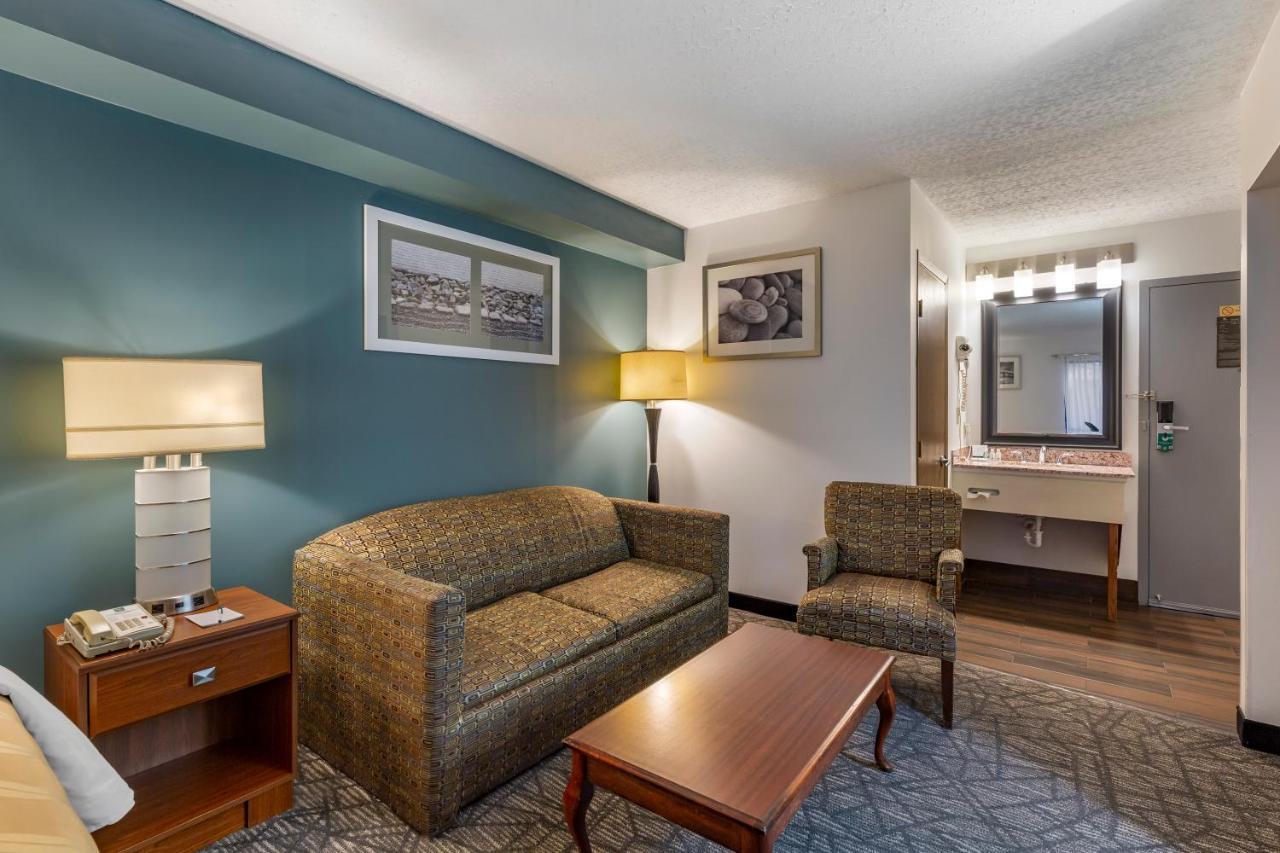Quality Inn Austintown-Youngstown West Bagian luar foto